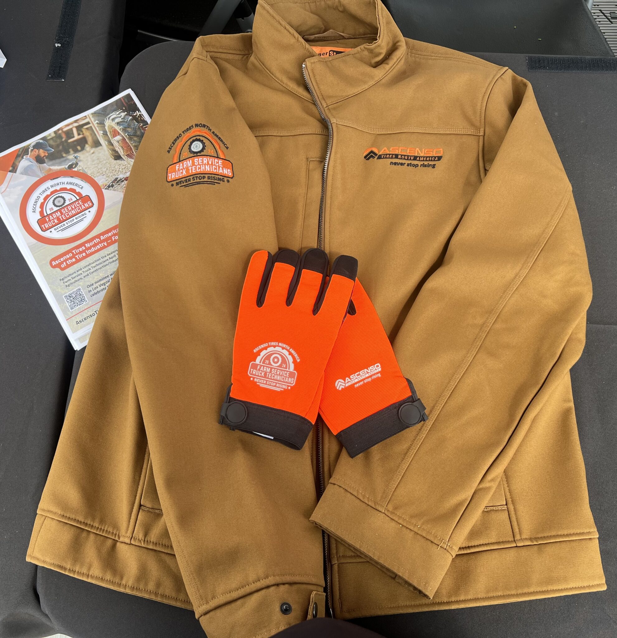 Tire Tech Jacket-Gloves