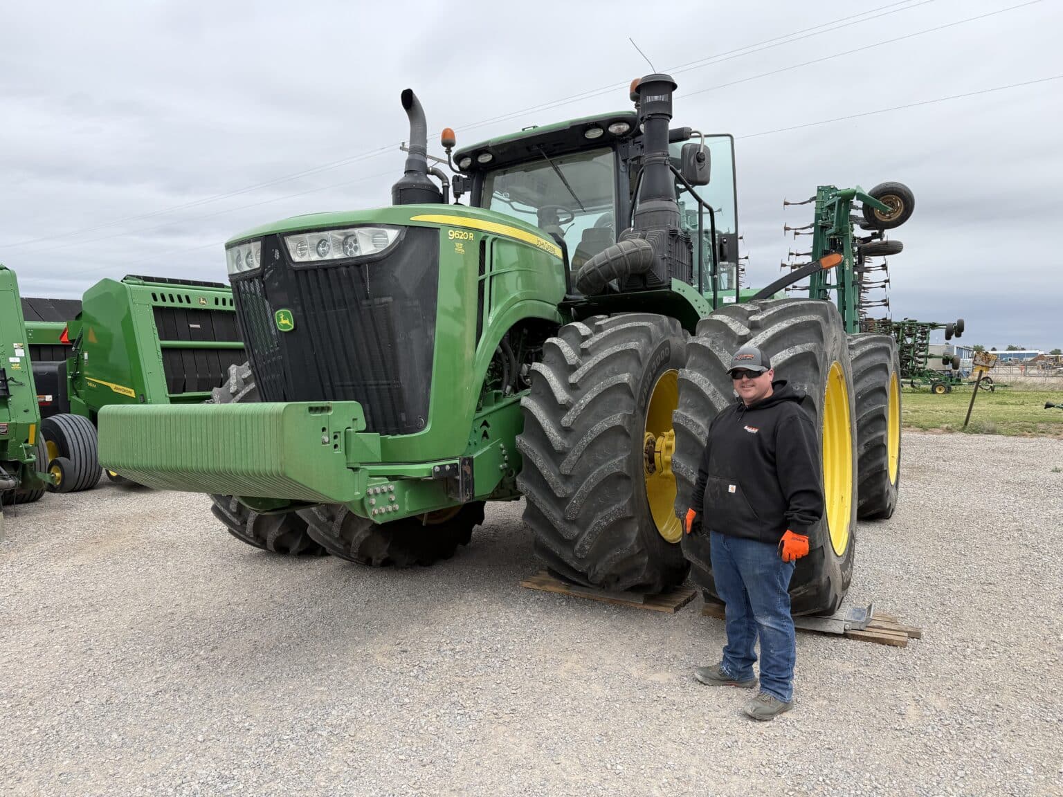 Ascenso Staff with Harvester